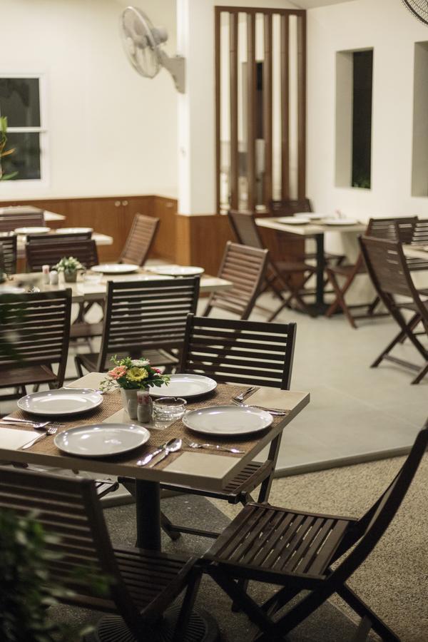 Impress Resort Thalang Esterno foto
